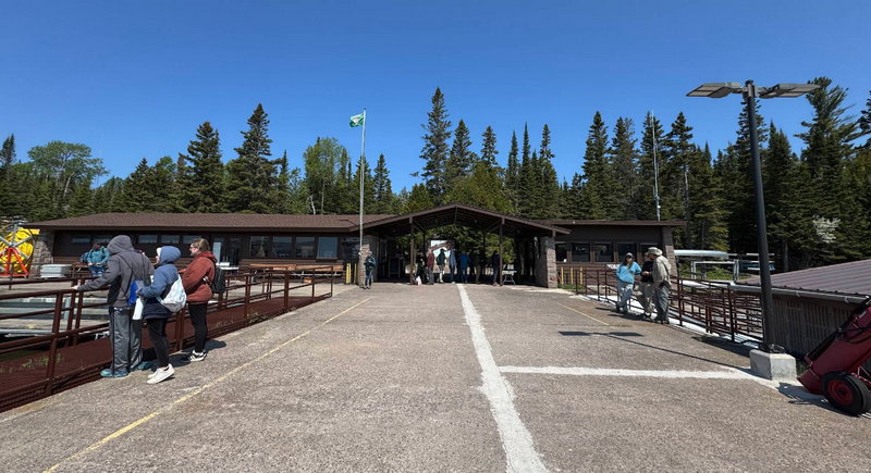 Rock Harbor Lodge - Web Listing (newer photo)